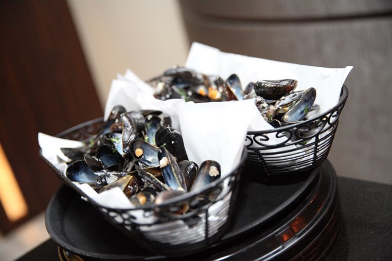 Moules et Frites at Monte Cassino